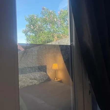 Maisonnette Avec Jardin, Piscine, Netflix *