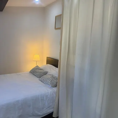 Maisonnette Avec Jardin, Piscine, Netflix *