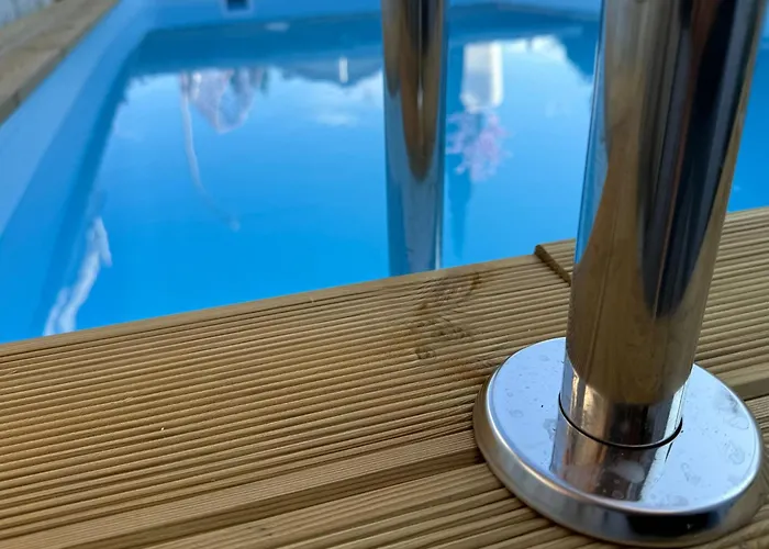 Maisonnette Avec Jardin, Piscine, Netflix Виши